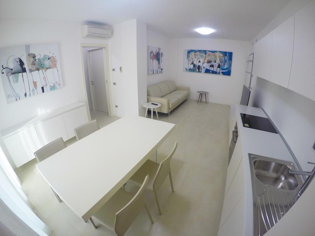 Ca Dell'Angelo - Agenzia Cocal Apartment Каорле Екстериор снимка